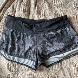 Lululemon Hotty Hot Shorts